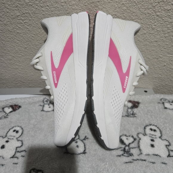 Brooks Signal 3 Running Shoes Size 9 White/ Pink - Picture 8 of 10